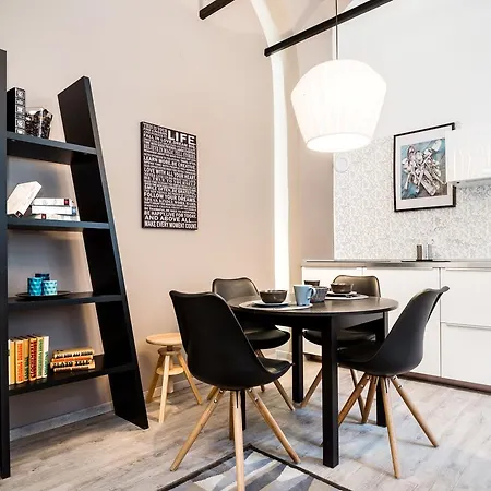 Nuk Apartment *